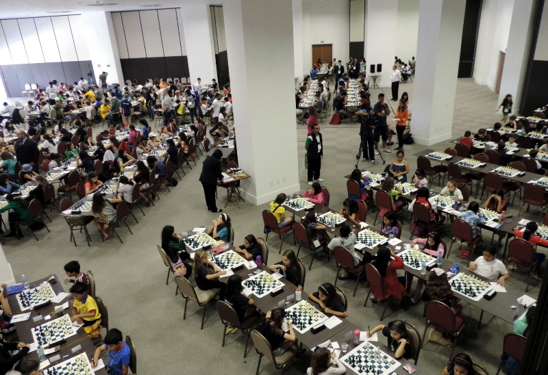 Cerca de 500 enxadristas participaram do Campeonato Mundial Escolar 2014, em Juiz de Fora (MG).