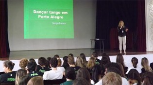Mundo Livro reúne vestibulandos em Porto Alegre